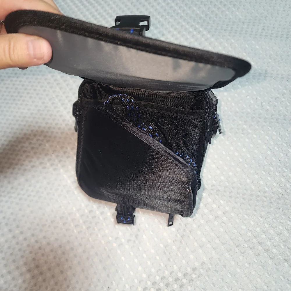 SAMSONITE EUC SMALL TRAVEL BAG CROSSBODY WITH CHARGER